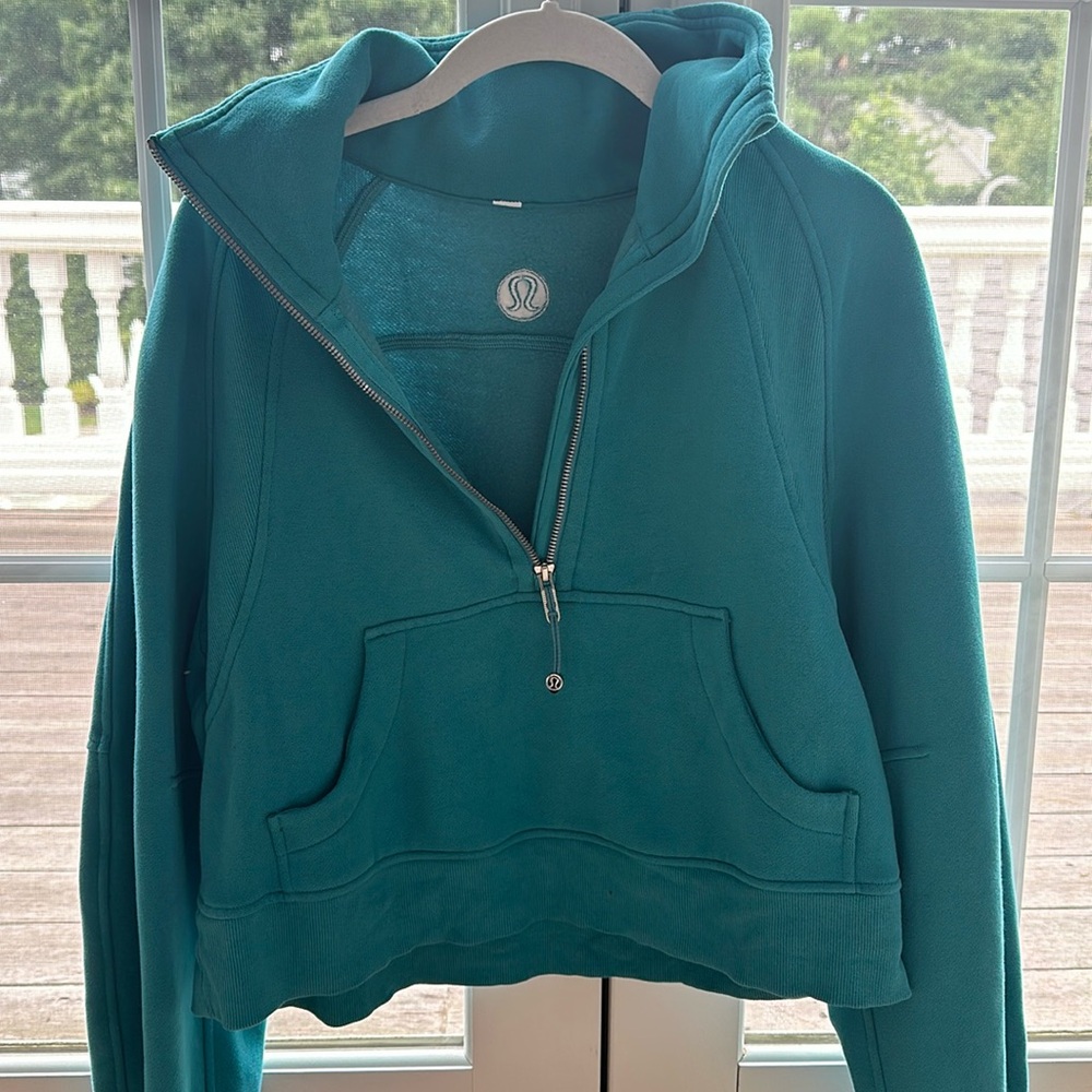 Lululemon Funnel Neck Scuba in Teal